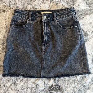 PacSun Womens Acid Wash Black Denim Mini Skirt Raw Hem 26 Distressed Gray Y2K